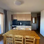 In With Paid Sauna Apartamento *