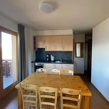 In With Paid Sauna *